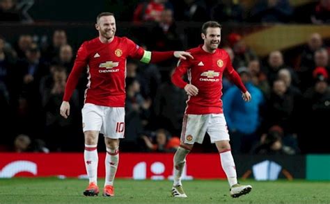 Juan Mata lên tiếng cảm ơn tiền đạo Wayne Rooney