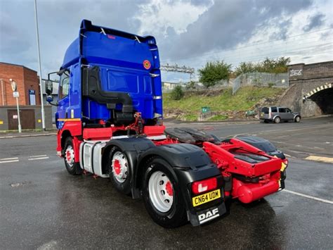 Daf Cf X Midlift Tractor Unit For Sale Commercial Trader