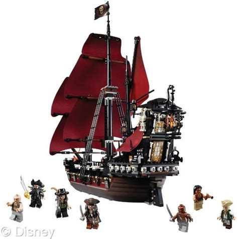 Lego Queen Annes Revenge Blackbeards Ship I Want This Building