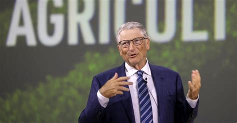 Techmiljardair Bill Gates Opvallende Gast In Belgium House Davos