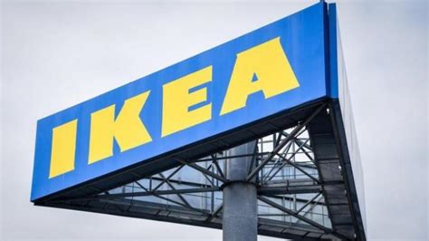 Une Sex Tape Tournée Dans Un Magasin Ikea Une Femme Se Masturbe Sur Un