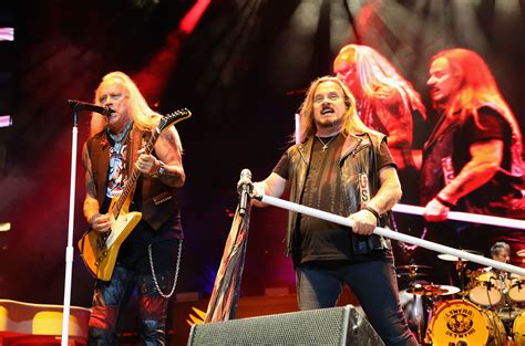 Lynyrd Skynyrd Announces 2020 Dates For Farewell Tour With Travis Tritt