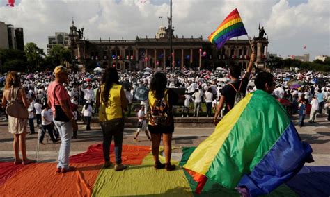 Avanza legalización de bodas gay en Nuevo León