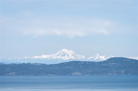 Premium Photo | View on mount baker volcano