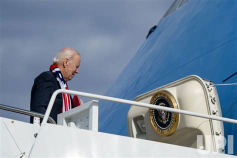 Photo: President Biden departs on Air Force one for Boston ...