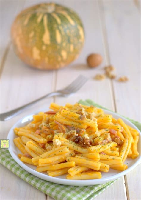 Pasta Crema Di Zucca Speck E Noci Gustoso Primo Piatto Sfizioso