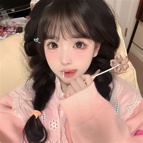 Pin by Eugene Lokhanin on Кореянки Японки и Китаянки Cute makeup looks Blonde hair korean