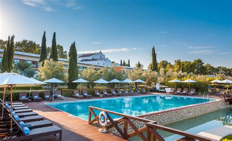 Há história no Convento do Espinheiro Historic Hotel & Spa | Por Jorge