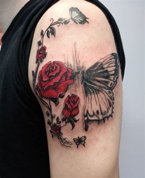 Rose And Butterfly Skull Tattoo Tattoo Ideas And Inspiration