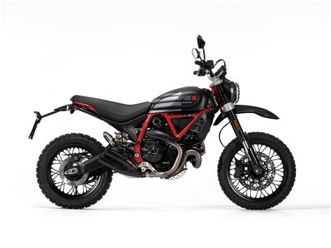 Ducati Scrambler Desert Sled Fasthouse une série limitée à seulement