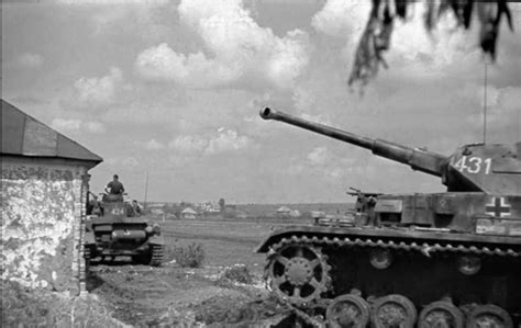 Panzer IV Ausf F2 Tanks 431 And 424 World War Photos