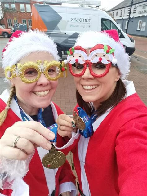 Hundreds Of Santas Take To The Streets Of Oswestry For Fun Run