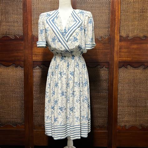 Dresses Vintage Lady Carol Of New York 197s Blue Floral Secretary Day