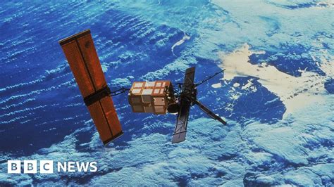 Ers The European Space Agency S Defunct Satellite Crashes Through