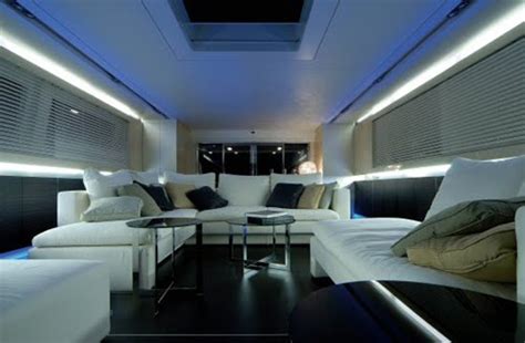 Modern Luxury Yacht Interiors & Designs - Interior of Modern Yacht and ...