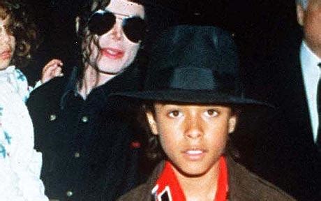 Michael Jackson: father of Jordan Chandler shoots himself dead