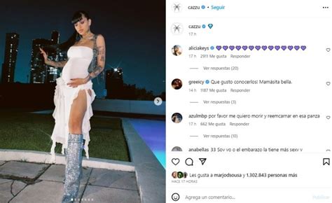 En Extravagante Vestido Cazzu Presume Su Crecida Panza De Embarazo