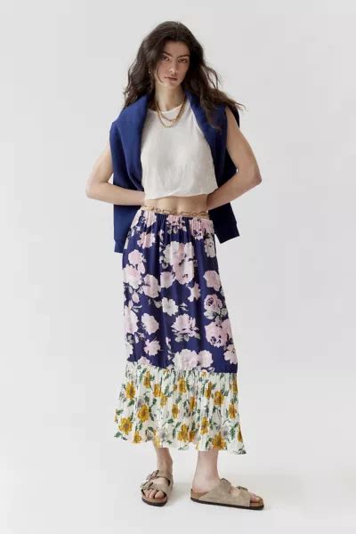 Urban Renewal Remade Floral Spliced Ruffle Hem Maxi Skirt Urban