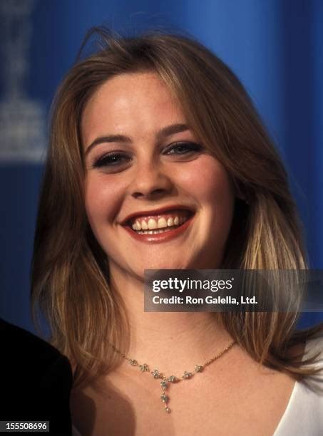 Oscar Alicia Silverstone Photos And Premium High Res Pictures Getty