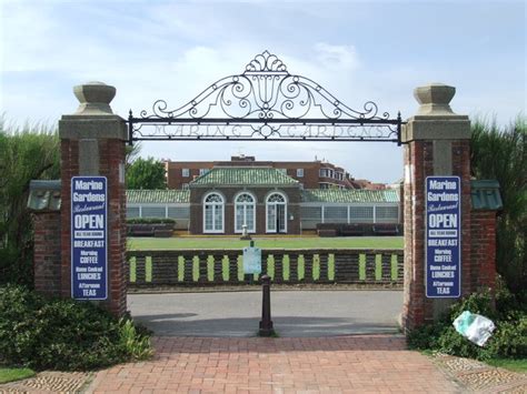 Marine Gardens Worthing © Malc Mcdonald Cc By Sa20 Geograph