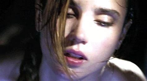 Jennifer Connelly Nue Dans Requiem For A Dream