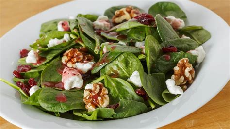 Spinach Salad Recipe How To Make With Mama Fatma? - Mamafatma