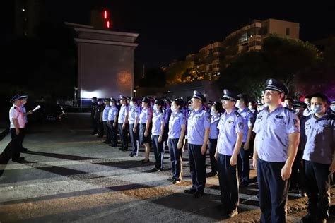 百日行动 岳阳经开公安开展第二次夏夜治安巡查宣防统一行动 警察与法治