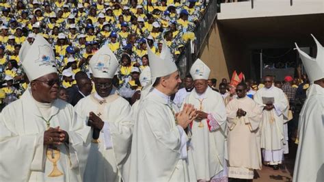 RDC Monseigneur Fulgence Muteba Dans La Peau Du Cardinal Ambongo