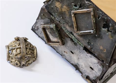 British Early Christian Artifacts Preserved In Viking Graves The