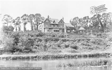 Photo Of Tilehurst The Roebuck Inn C 1900 Francis Frith