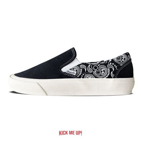 Jual Sepatu THUNDER BEAR Slip On Voltaire Paisley Black White Shopee