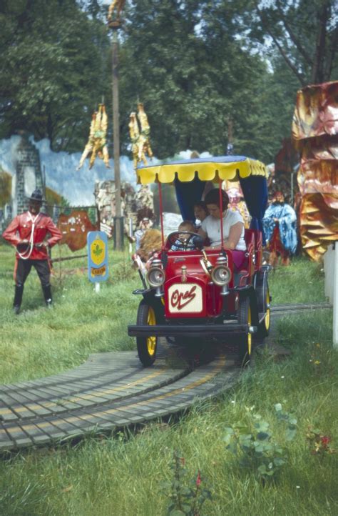 Seltene Einblicke So hat es im Kölner Freizeitpark Tivoli einst