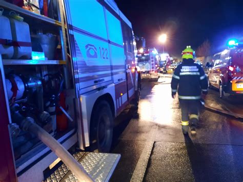 B Autobahn Fahrzeugbrand Freiwillige Feuerwehr Obersdorf