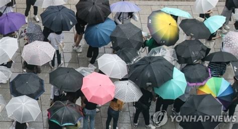 오늘의 날씨 서울경기 시간당 120mm물폭탄 중부 또 집중호우 모레까지 최고 500 미세먼지 좋음