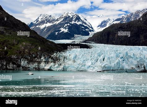 The Margerie Glacier and Mount Fairweather in Glacier Bay National Park ...