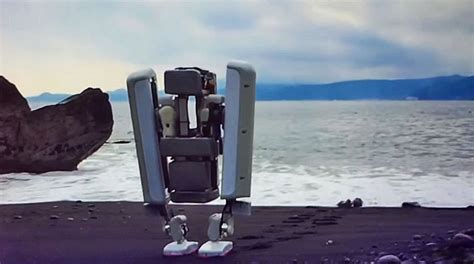 Alphabet's Schaft shows off its bipedal robot