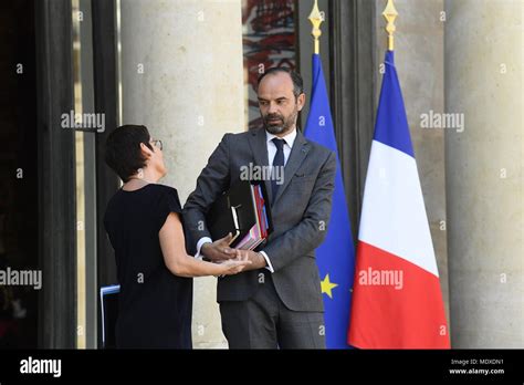 Weekly Cabinet Meeting Paris Stock Photo Alamy