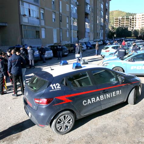 Truffa Con I Finanziamenti Per I Rom Di Catanzaro La Procura Chiede