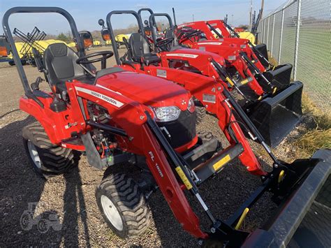 2021 Massey Ferguson Gc1725m For Sale In Kerens Texas