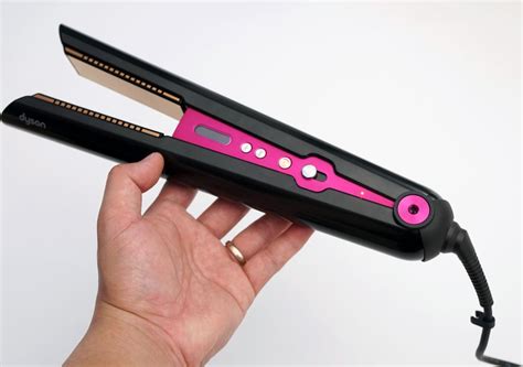 Dyson Corrale vs GHD Platinum + Straightener – Which One is Better ...