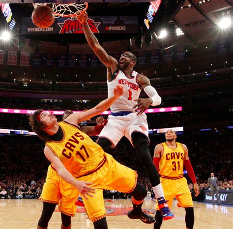 Amar'e Stoudemire With the Poster Dunk on Anderson Varejao (VIDEO)