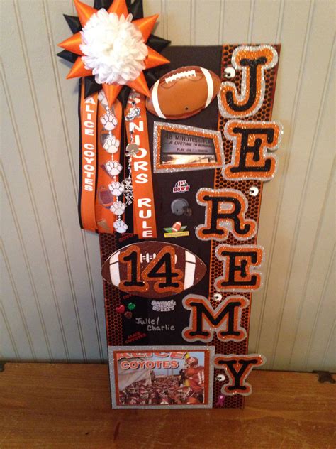 Senior Night Locker Decorations Football - Kumpulan Kunci Jawaban Buku