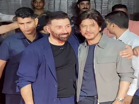 Sunny Deol Throws Gadar Success Party Srk Salman And Aamir Attend