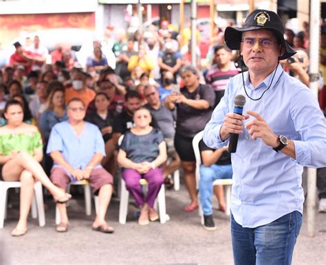 David Almeida Assina Ordem De Servi O Da Reforma Da Feira Municipal Do