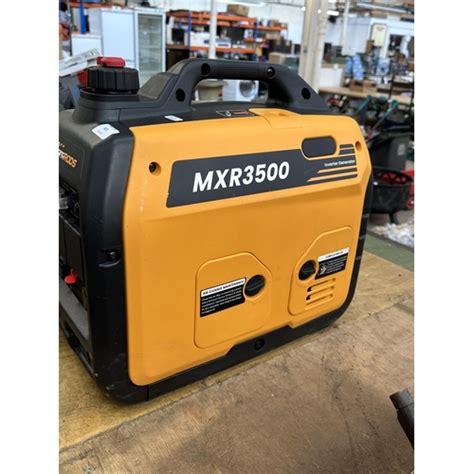 A MaXPeedingRods MXR 3500 Petrol Invertor Generator