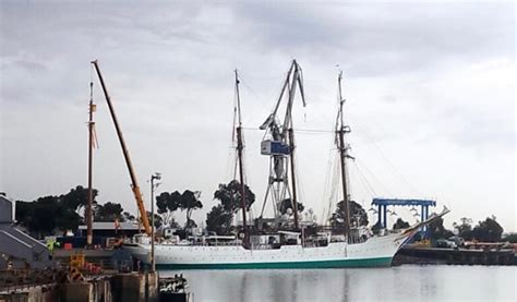 Sustituido El Palo Mesana Del “juan Sebastián De Elcano” Puente De Mando Juan Carlos Diaz