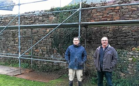 Le mur de lancien presbytère fait peau neuve Le Télégramme