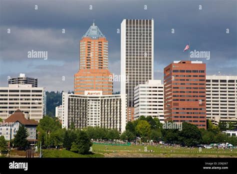 Portland skyline, Oregon, USA Stock Photo - Alamy