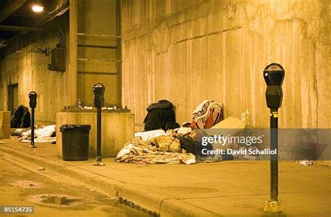 Chicago Homeless Photos And Premium High Res Pictures Getty Images