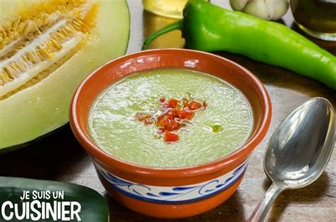 Recette de gaspacho de melon soupe froide rafraîchissante